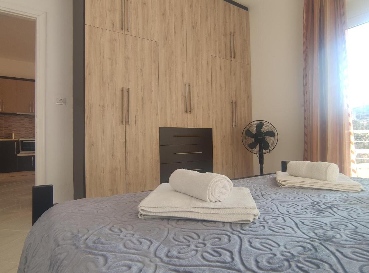 Ionia Apartments Sarandë Exterior foto