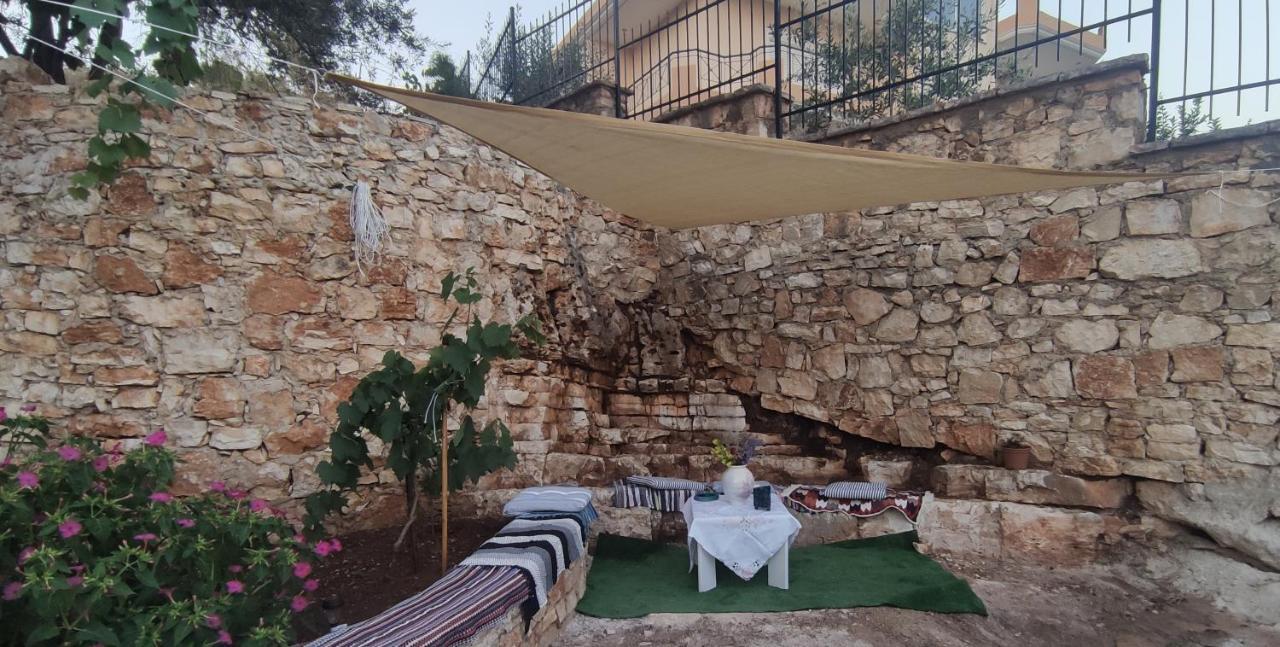 Ionia Apartments Sarandë Exterior foto