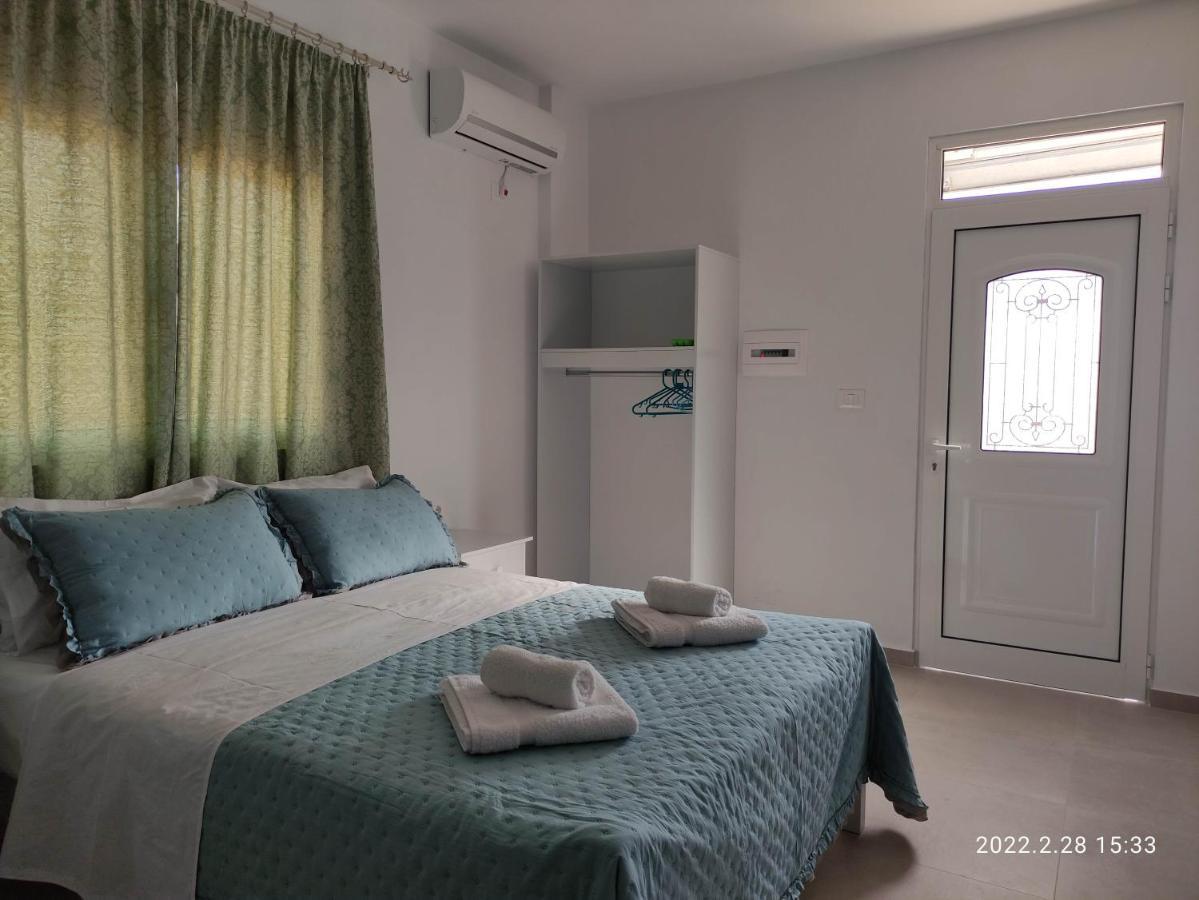 Ionia Apartments Sarandë Exterior foto