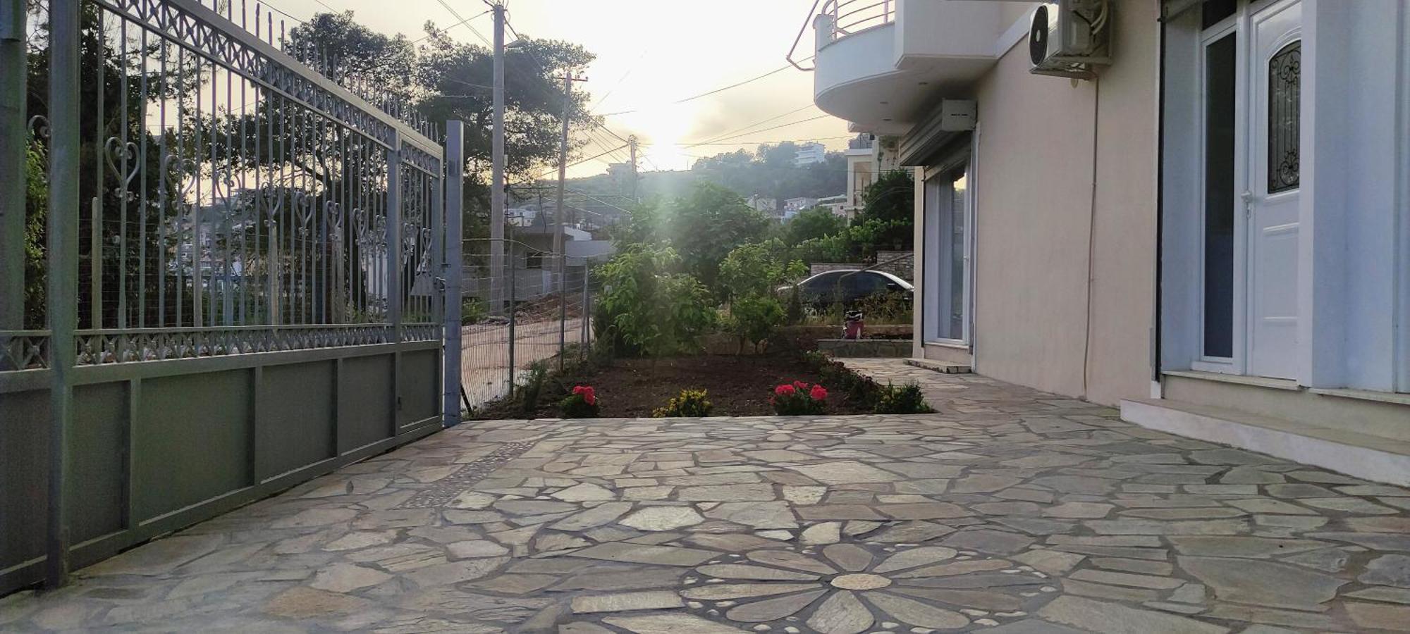 Ionia Apartments Sarandë Exterior foto